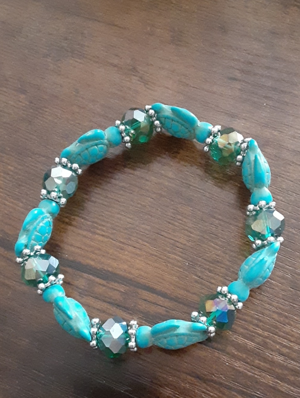 Turquoise Bead Turtle Stretch Bracelet
